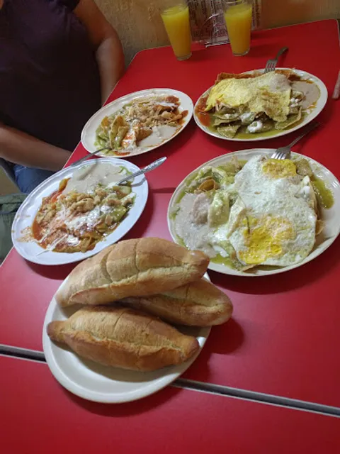 Chilaquiles la Mesa