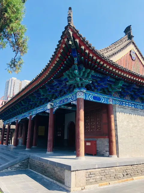 Chijian Wanshou Baxian Gong