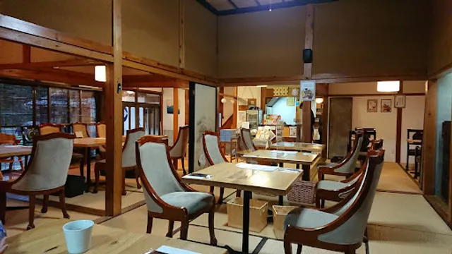 佐渡うどん 蒼囲（あおい）