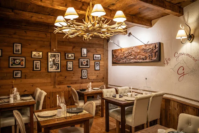 Le Gourmand Restaurant by Christian Turra