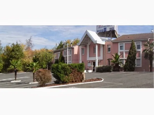 Hôtel Formules Club