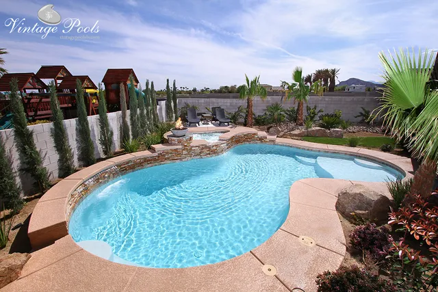 Corona Brookside Pool Service