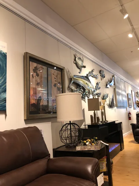 La-Z-Boy Home Furnishings & Decor