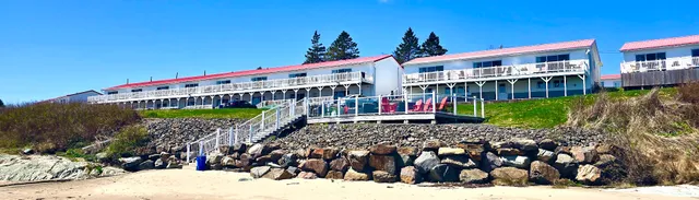 Clipper Shipp Beach Motel