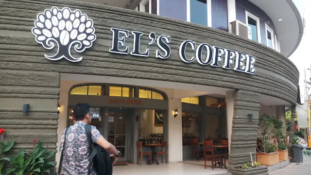 El's Coffee Lampung Walk