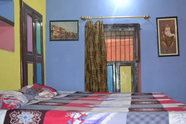 Monu Family Paying Guest House Varanasi