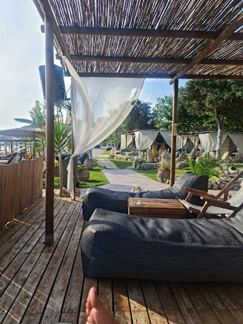 Ionio Restaurant Wine Bar & More