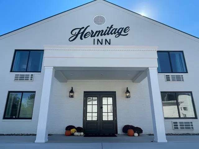 The Hermitage Inn & Taphouse