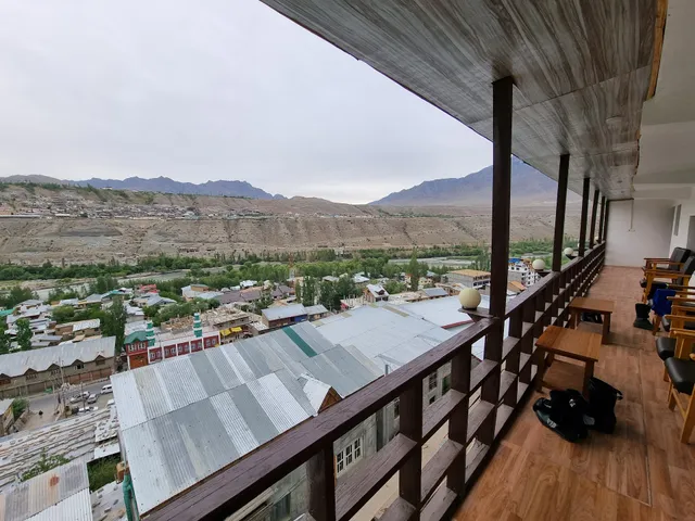 Galaxy Hotel (Rangyul Group Of Hotels )