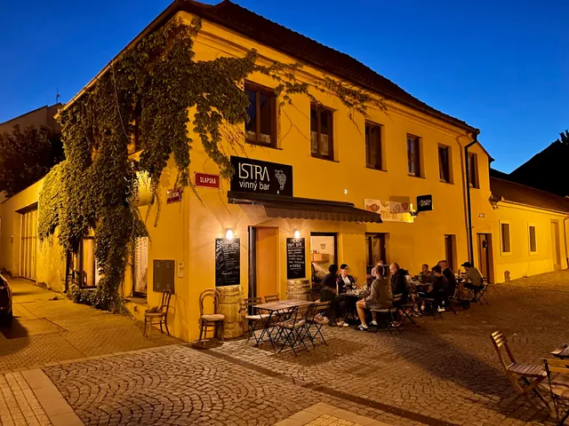 ISTRA Vinný bar