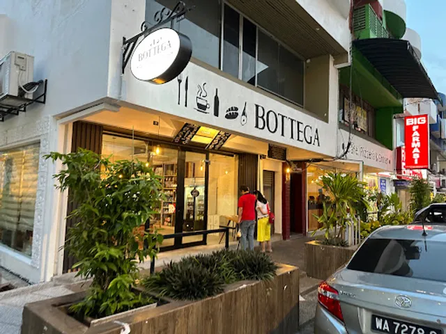 Bottega PJ