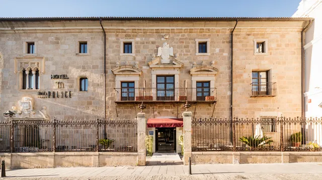 Hotel ILUNION Mérida Palace