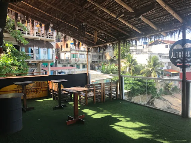 Alto Barra Beach Lounge - bar e restaurante