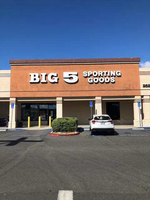 Big 5 Sporting Goods