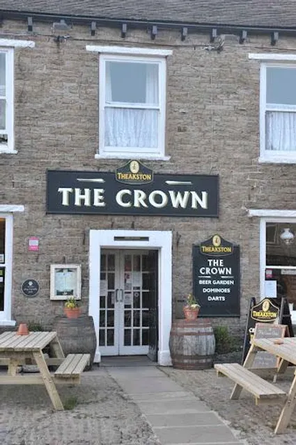 The Crown Hawes
