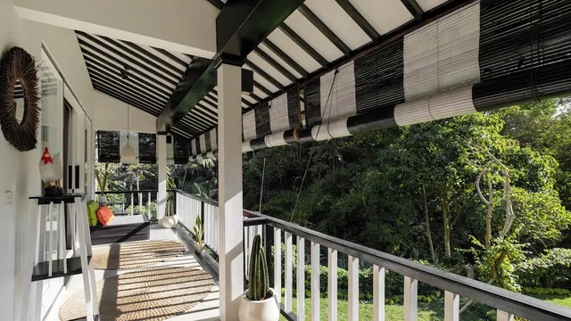 Villa Lepak by the River