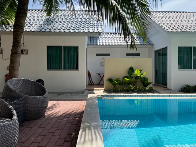 The Fint Hus - Tropical Garden Villa