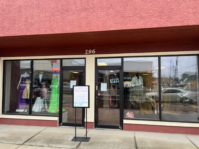 Crestview All Dressed Up