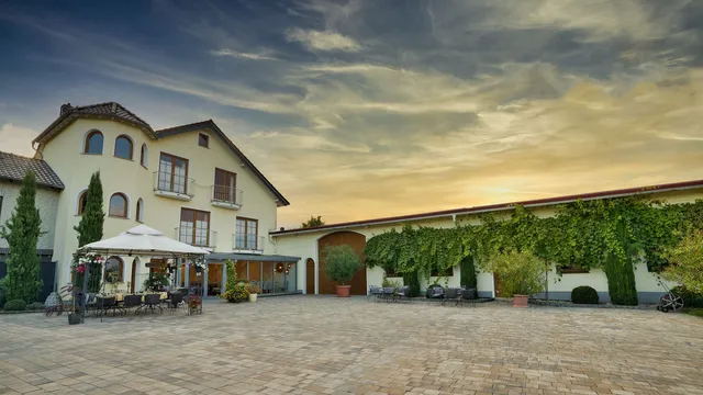Weingut – Gästehaus – Eventlocation VOGT-FEHLINGER