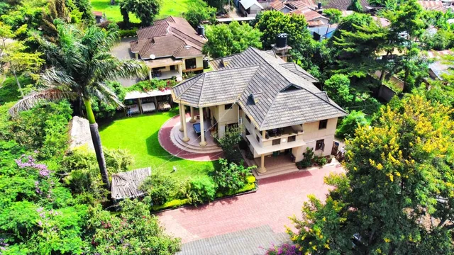 The White House Hostels - Arusha, Tanzania