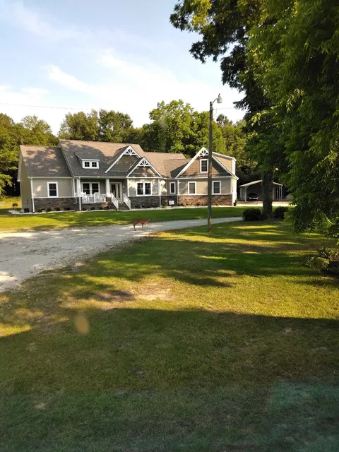 Buck Hall Recreation Area and Boat Landing