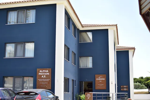 CHROMA Lodge Pikermi