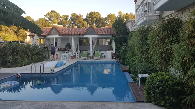 A'lenos Boutique Hotel