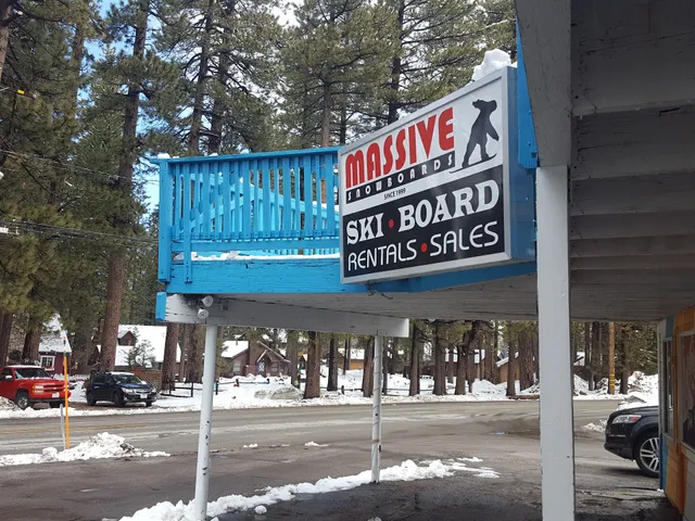 Massive Ski Snow Rental