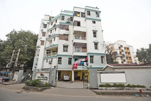 OYO Nesh Inn Heritage