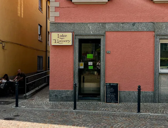 Lake Bakery