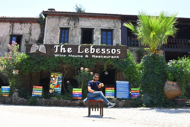 Lebessos Winehouse Restaurant & Kahvaltıcı Mahmut