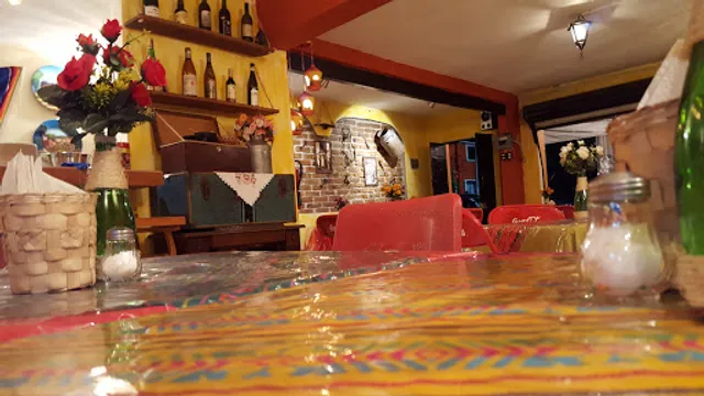 Antojitos Mexicanos Hacienda La Tapatía