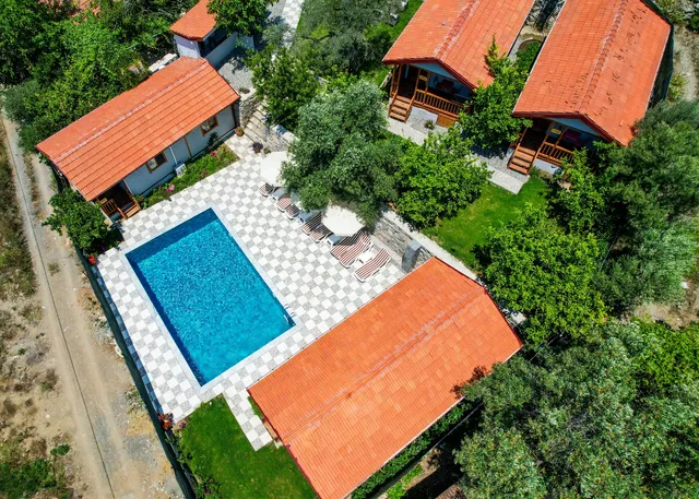 Nora villa bungalows