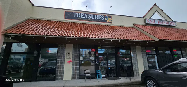 Low Country Treasures