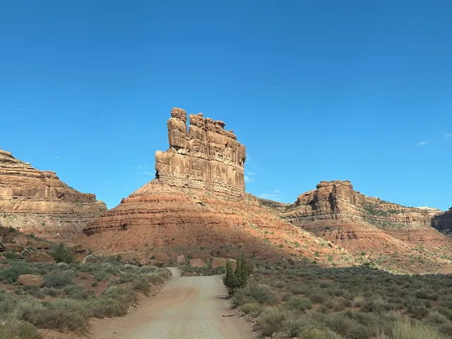 Valley of the Gods East Entrance