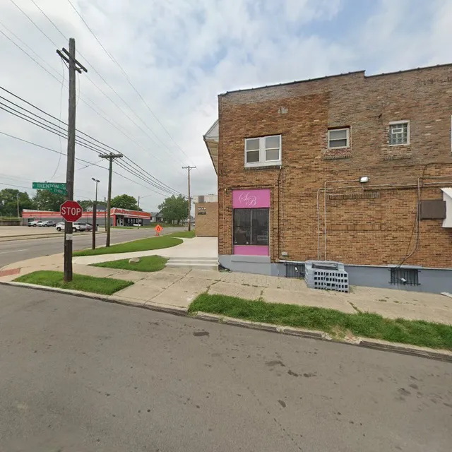 Shpwboat Showroom Boutique