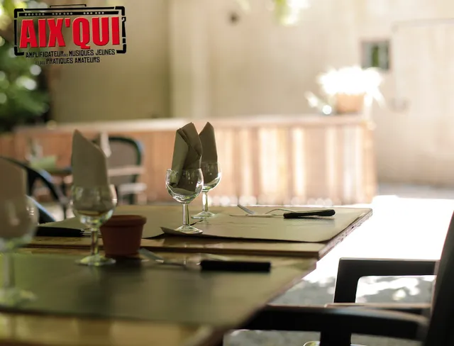 Restaurant Les Arcades/ Association Aix'Qui?