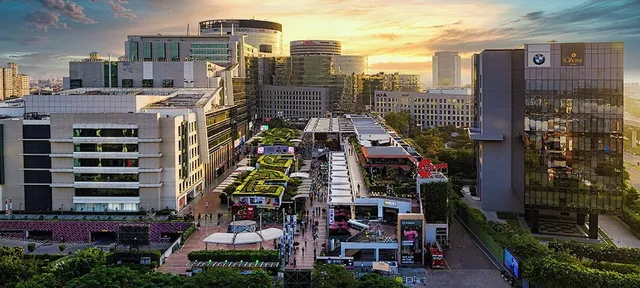 Hotel Delhi Airport Plaza (Complimentary One-way Airport Transfer)