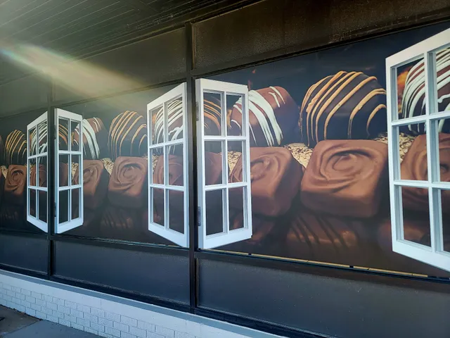 The Shameless Chocoholic