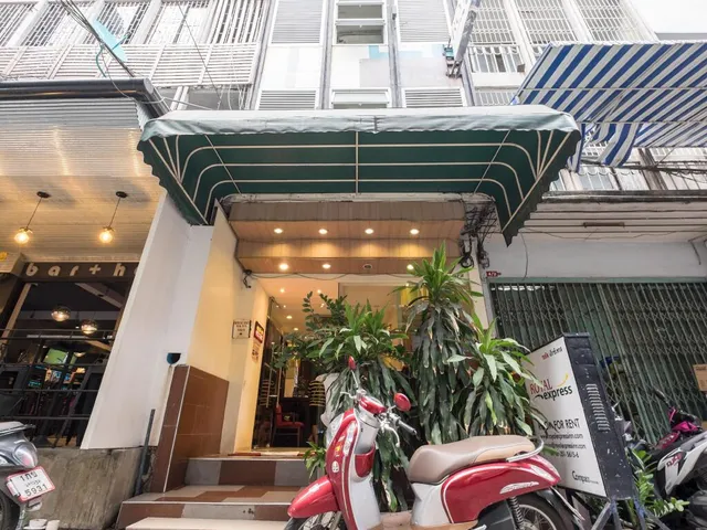 Royal Express Bangkok Hotel