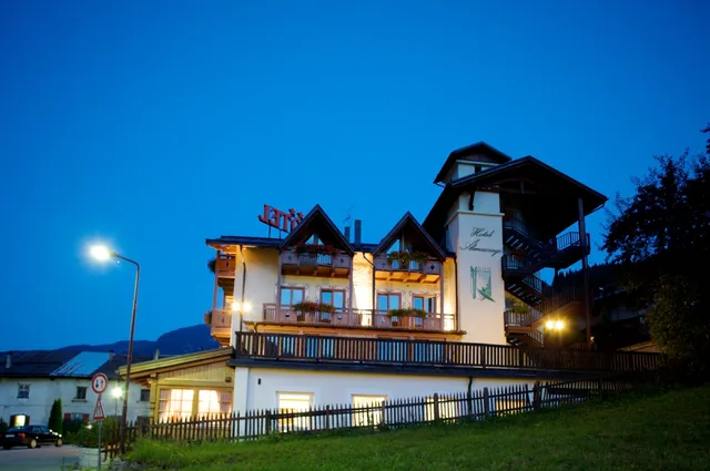 Hotel Almazzago