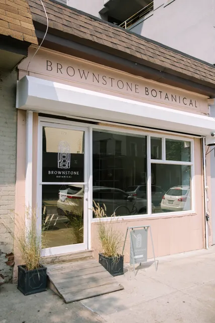 Brownstone Botanical