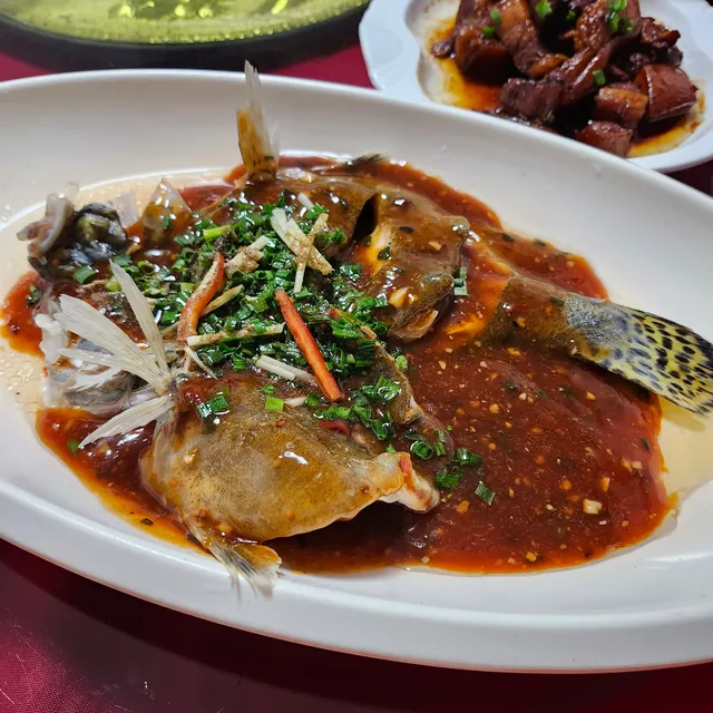 Yaoyuelou Restaurant