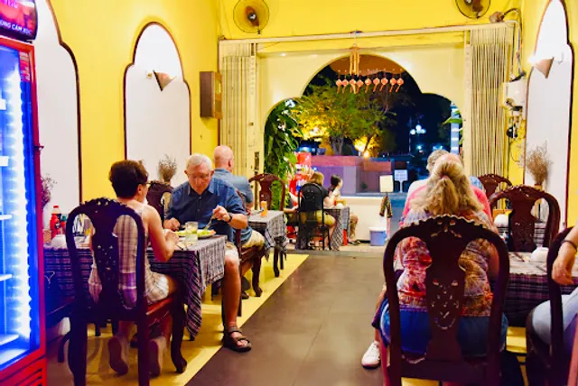 Phuong Nam Restaurant