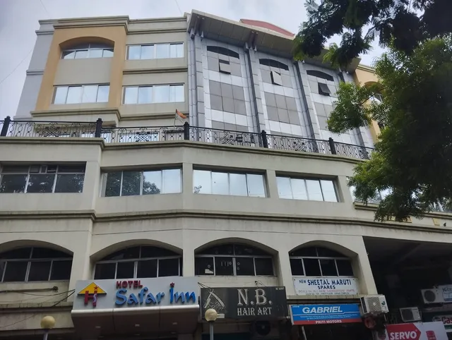 Hotel Safar Inn