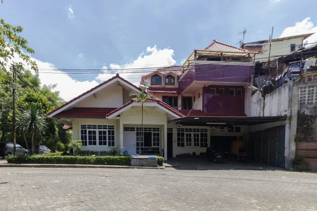 Pele Backpacker Guesthouse