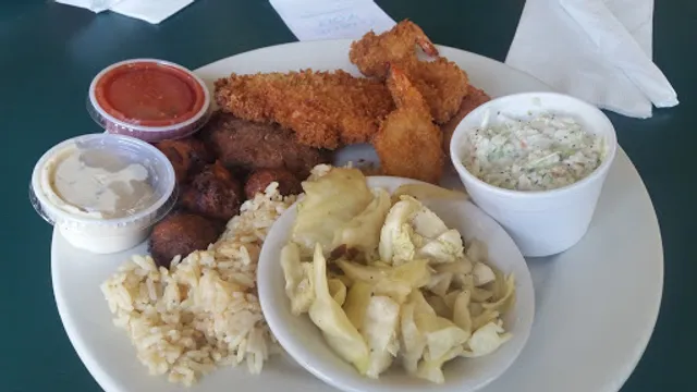 CJ'S Kitchen & Grille