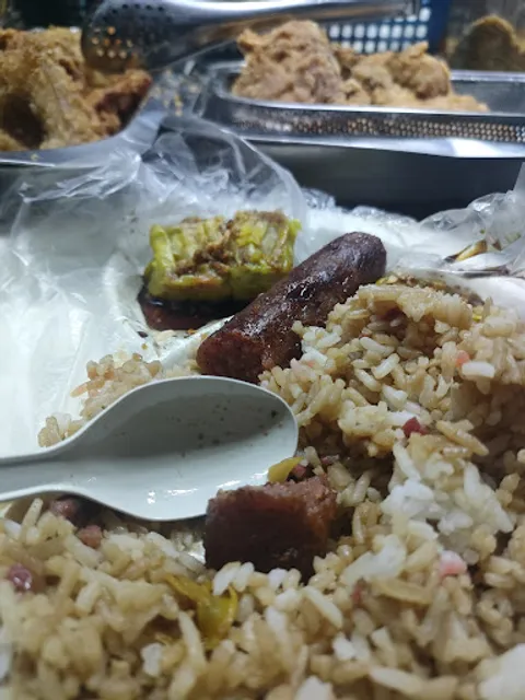 Marikina Riverbanks Night Food Park