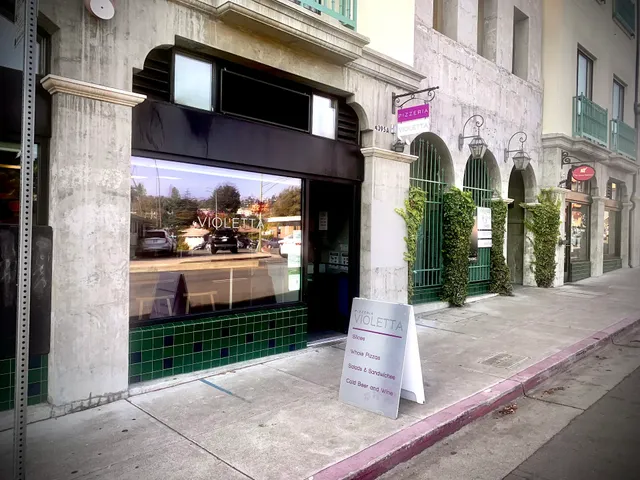 Pizzeria Violetta, Piedmont Ave