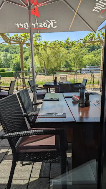 Steakhouse & Bar River